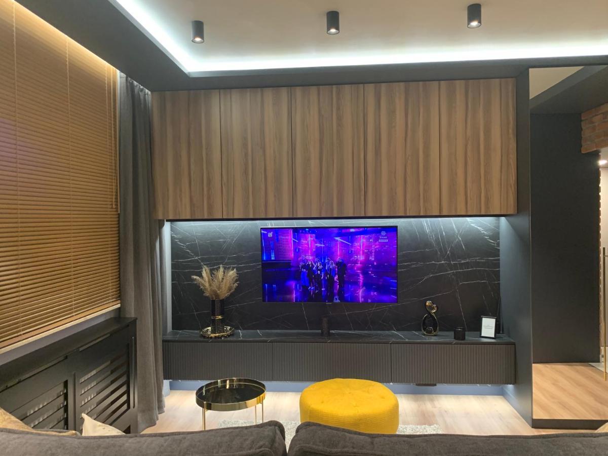 Luxury Apartament Wyszynskiego Радом Екстериор снимка