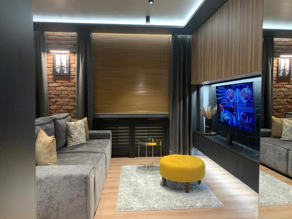 Luxury Apartament Wyszynskiego Радом Екстериор снимка