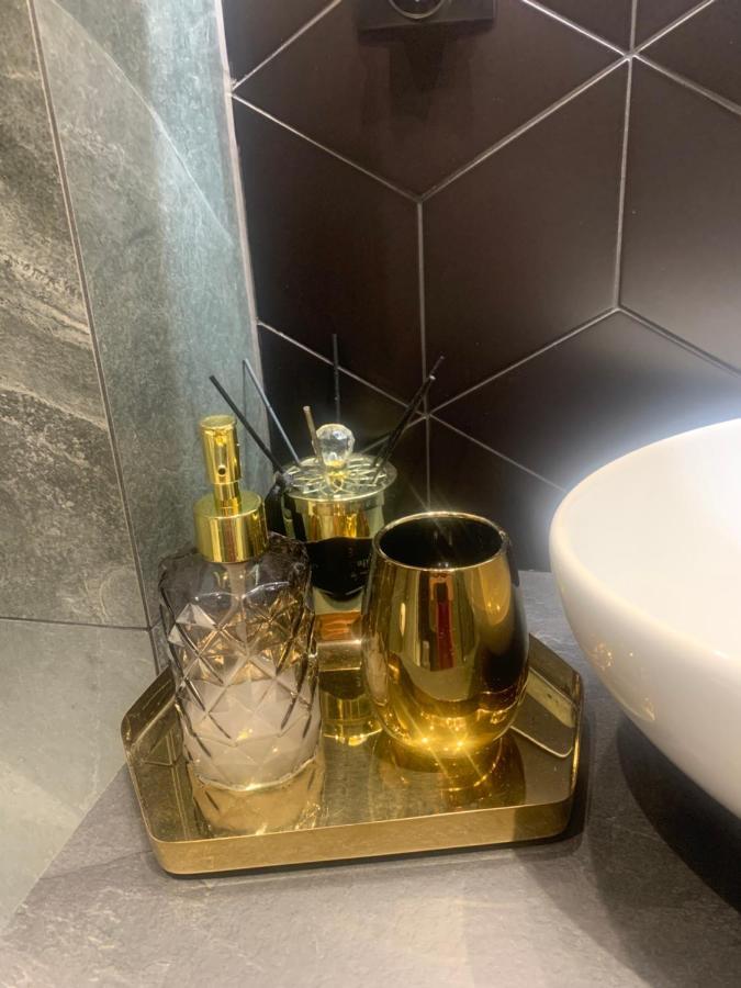 Luxury Apartament Wyszynskiego Радом Екстериор снимка